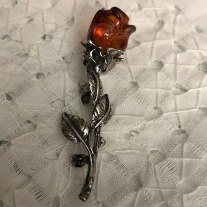 amber flower pin